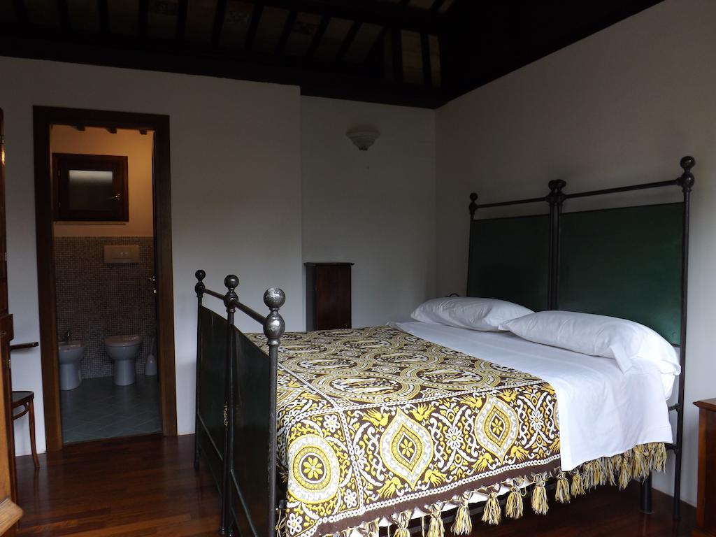 Agriturismo San Giovanni Ad Insulam Isola del Gran Sasso d'Italia Room photo