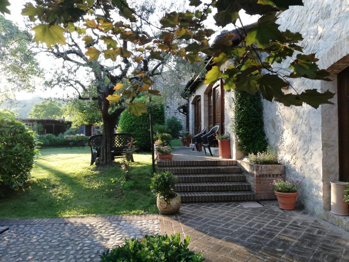 Agriturismo San Giovanni Ad Insulam Isola del Gran Sasso d'Italia Exterior photo